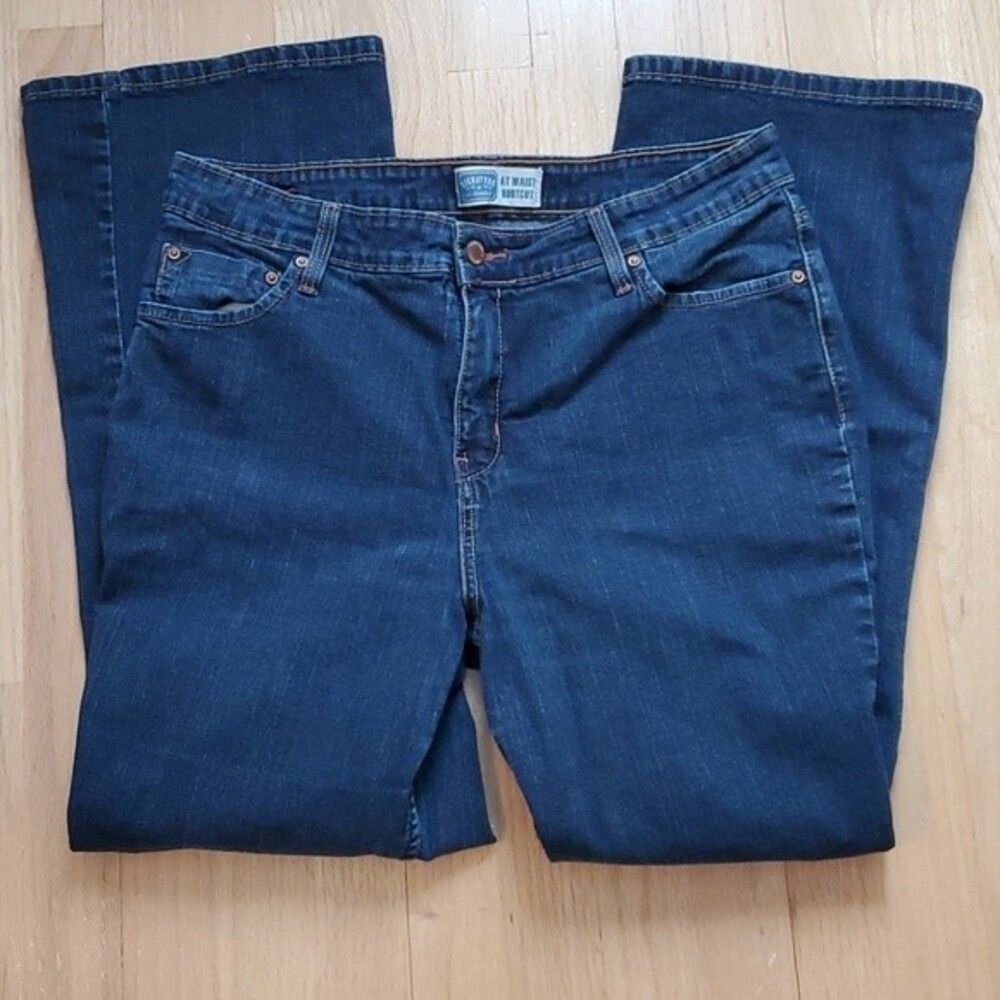 LEVI'S SIGNATURE AT WAIST BOOTCUT SZ 14 SHORT ANKLE CROPPED